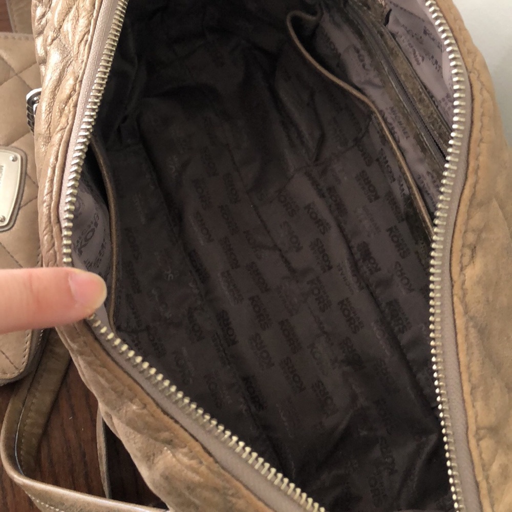 Michael Kors purse and wallet set - Picture 3 of 4